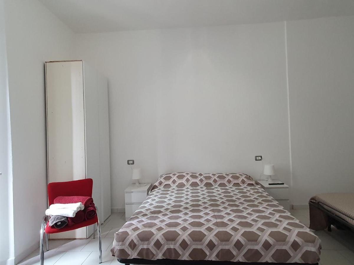 Affittacamere Casa Cynda Follonica Exteriör bild